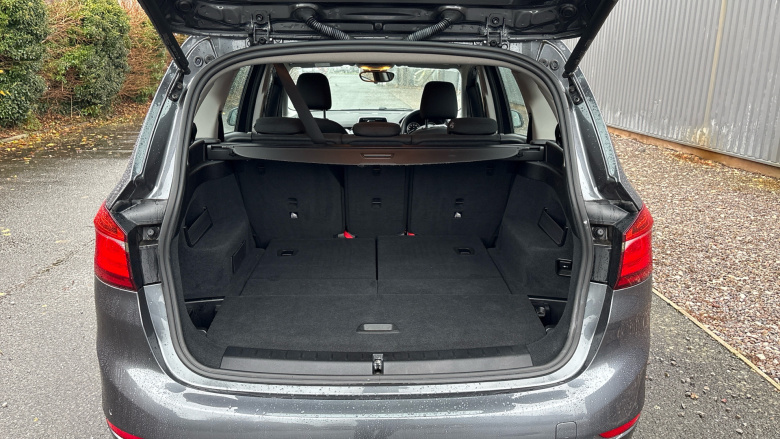 BMW 2 Series 218i SE 5dr Petrol Estate